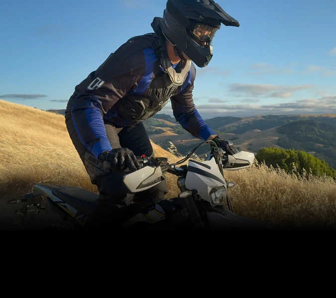 Apple iPhone 16 Pro Business