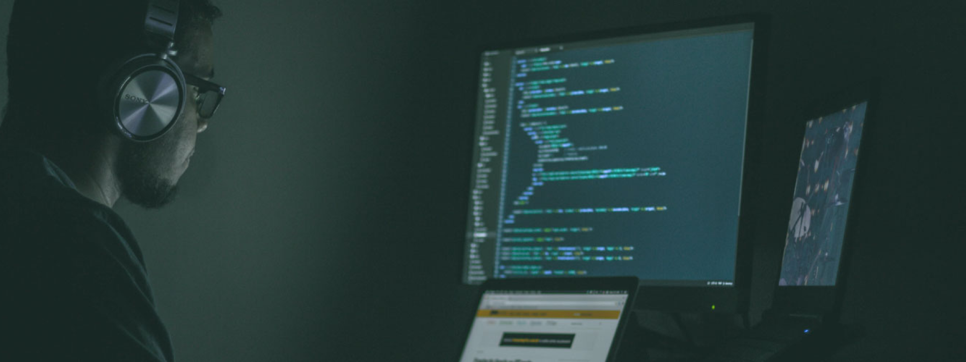 node-Managed Security Services--banner-image-img